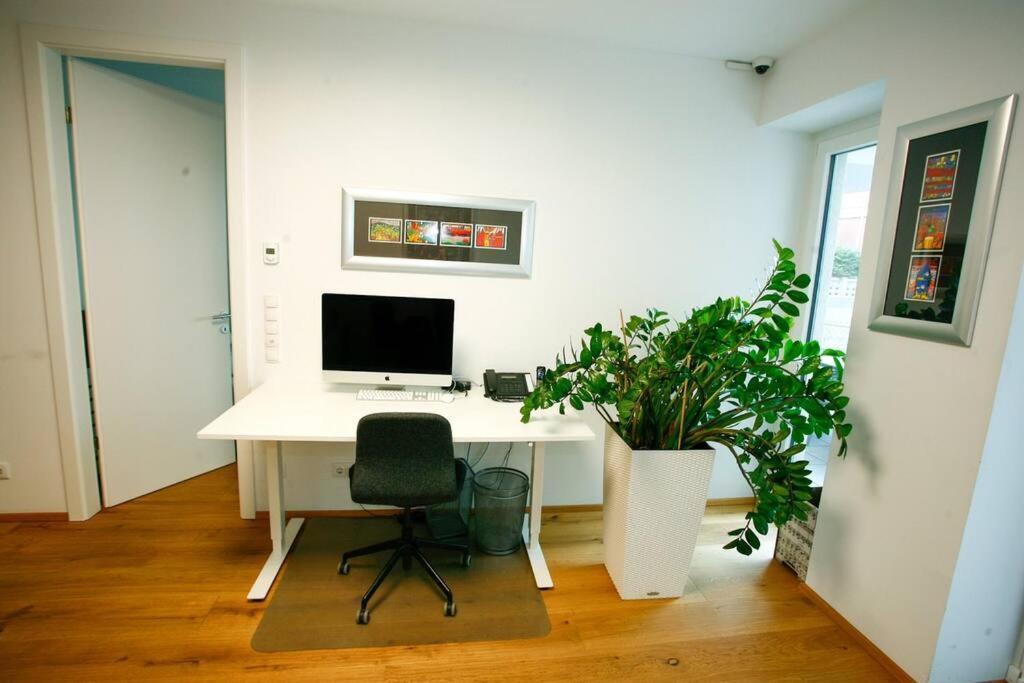 Top Central Apartment On Karlsplatz Wien Ngoại thất bức ảnh