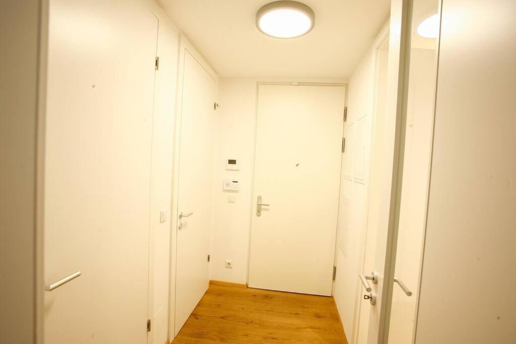 Top Central Apartment On Karlsplatz Wien Ngoại thất bức ảnh